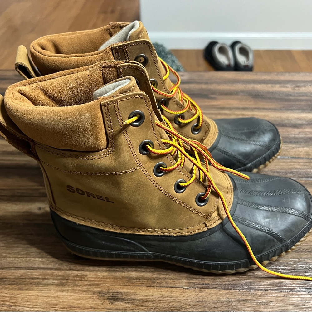 Waterproof SOREL Boots. Used Once Size 7.5